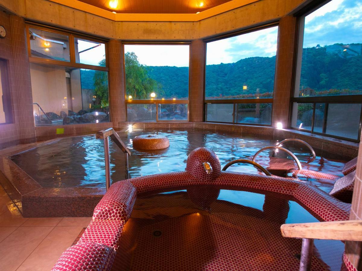 Iwakuni Kokusai Kanko Hotel Экстерьер фото