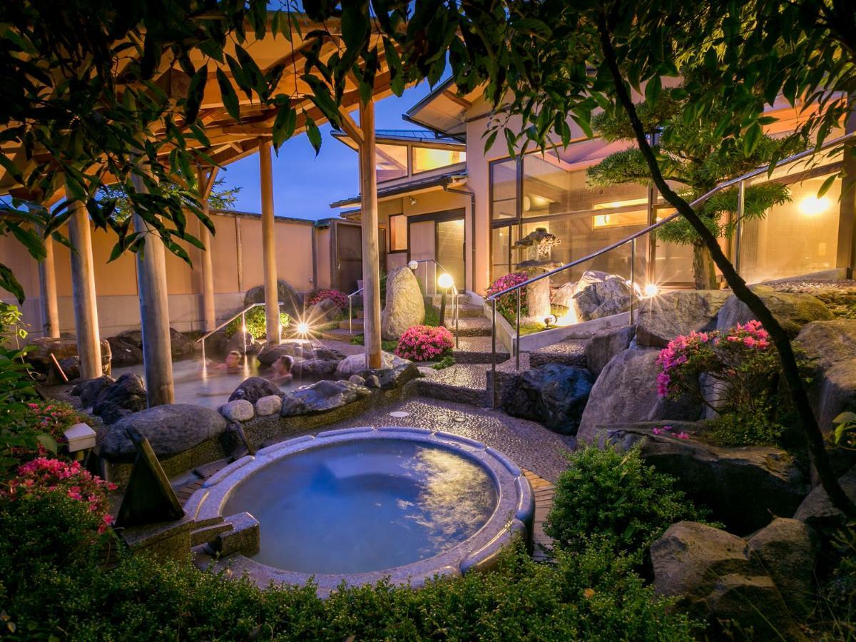 Iwakuni Kokusai Kanko Hotel Экстерьер фото