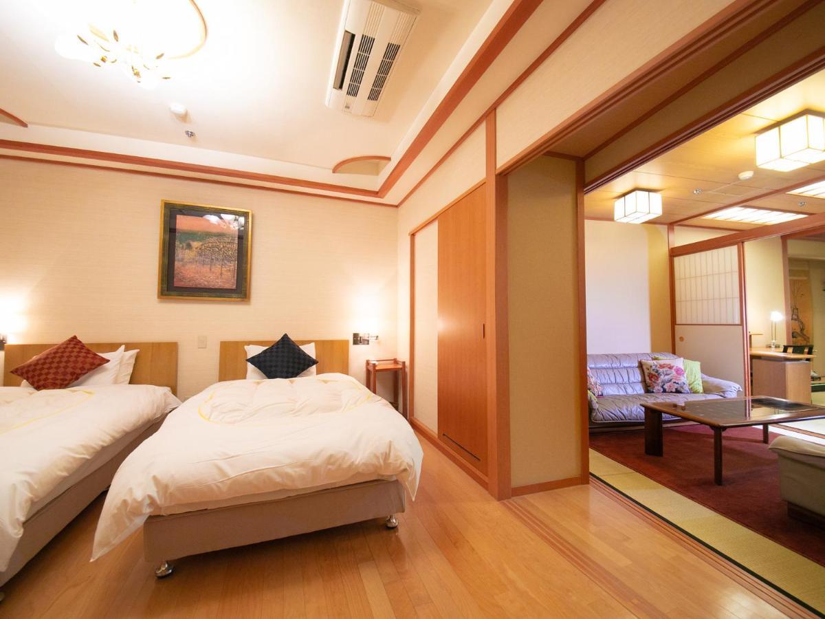 Iwakuni Kokusai Kanko Hotel Экстерьер фото