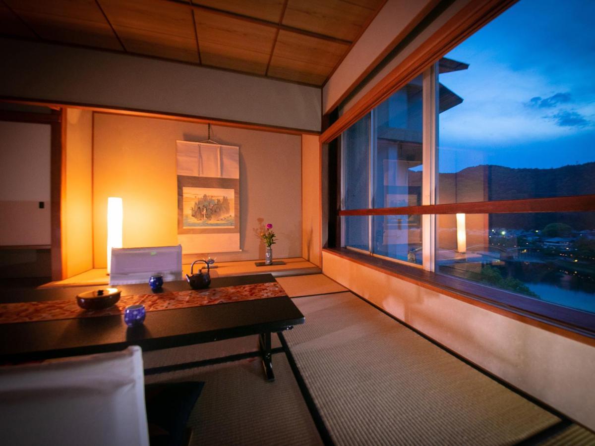 Iwakuni Kokusai Kanko Hotel Экстерьер фото
